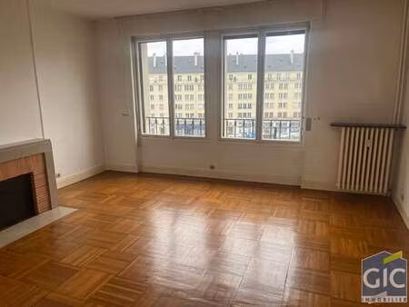 location appartement 3 pièces à caen (14000) : à louer 3 pièces / 82m² caen
