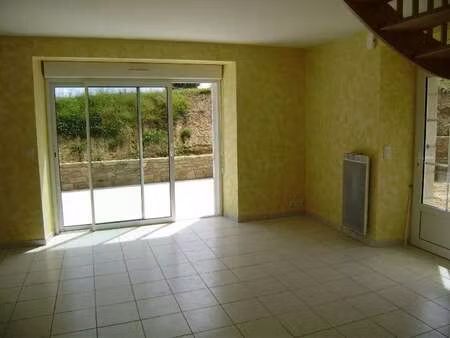 location maison à quessoy (22120) : à louer / 79m² quessoy