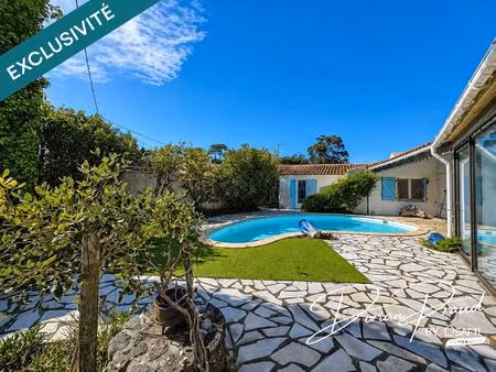 maison 4 chambres + piscine sur un terrain de 730 m²