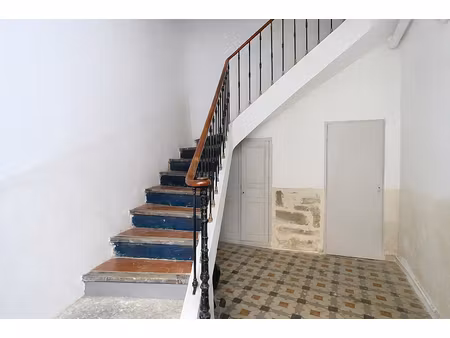 immeuble carpentras 5 pièce(s) 121.18 m2