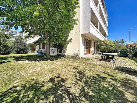 montesson village ~~ appartement familial avec jardin privatif de 185m²