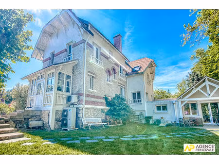 versailles montreuil maison 8 pièces 6 chambres 268 m² au sol avec garage et studio indépe