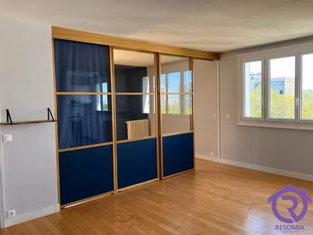 appartement 3 pièces de 54 m² à chatillon
