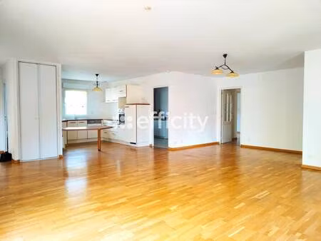 efficity lucy fleutot