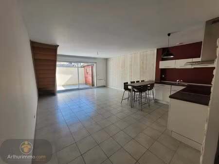appartement 3 pièces avec terrasse
