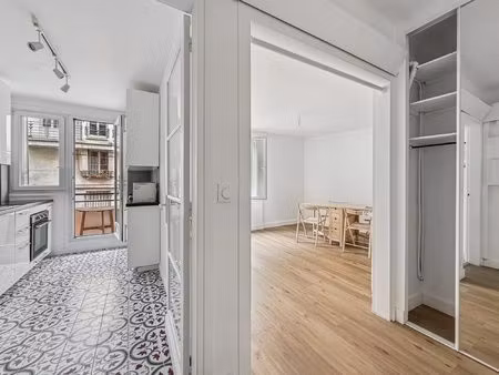 ? f3 meublé au calme avec balcon – quartier vaugirard, par