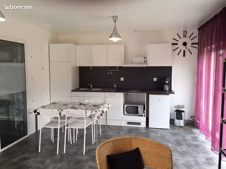 studio, parking, terrasse