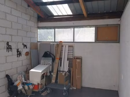 garage/box