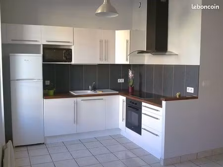 t2 meublé avec balcon lyon 3ème