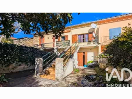 maison à orange (84100)