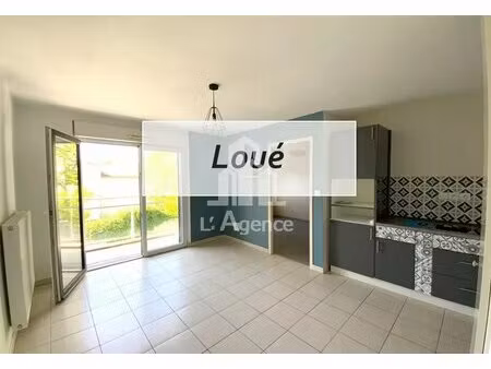 royan - proche de commerces