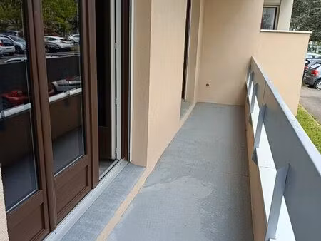 apparemment 3 pièces