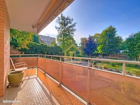 appartement 6 pièces 142 m²