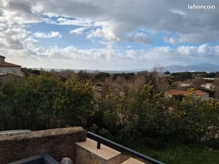 a louer haut de villa agosta plage