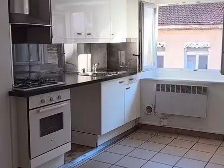 ainay / quai du rhône, lumineux t1 bis , 42 m2