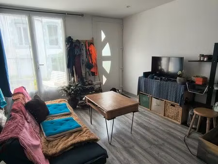 2 pièces avec terrasses proche centre et iut