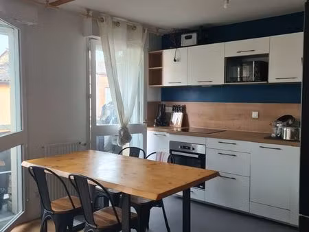 t2 appartement meublé – 42 m² – faubourg bonnefoy – avec parking