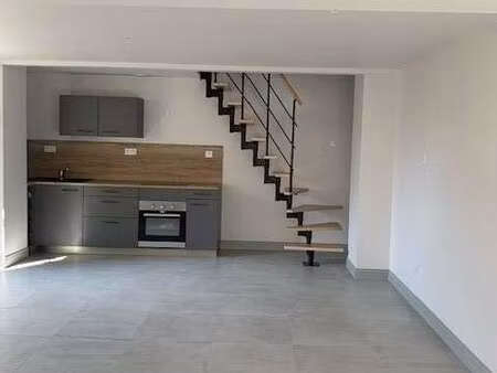 vente appartement 2 pièces à château-gontier-sur-mayenne (53200) : à vendre 2 pièces / 49m