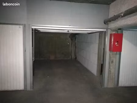 location garage toulon ( entre mourillon et stade mayol )