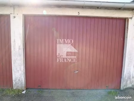 garage/box 16 m² laval