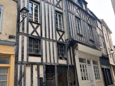 immeuble a vendre 150 m2