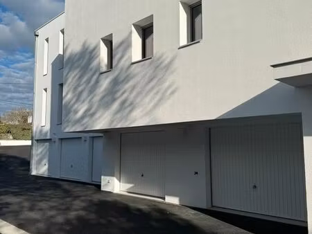 garages à louer – centre-ville royan – résidence neuve