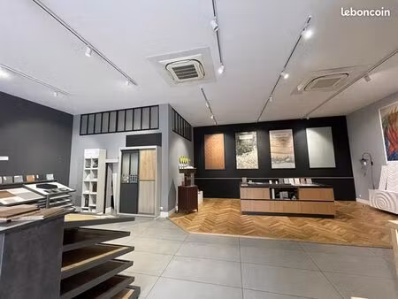 immeuble 2 pièces 163 m²