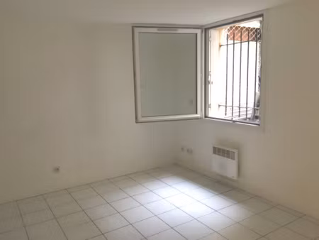 studio 21 m2 - proche victoire