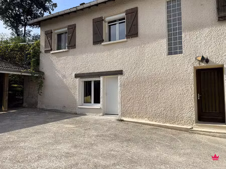 studio meublé meyzieu