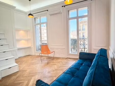 studio 30m2 haussmannien sur la canebière