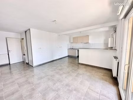 appartement 3 pièces 65 m²