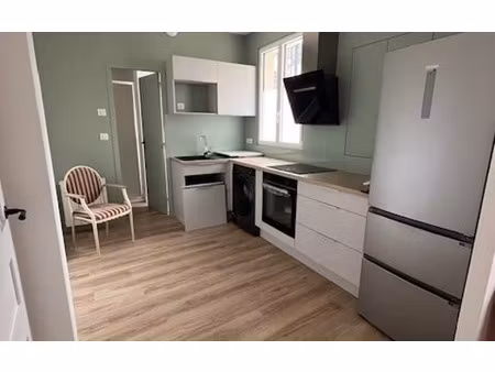 location appartement, 39.8 m² t-1 à niort, 600 €