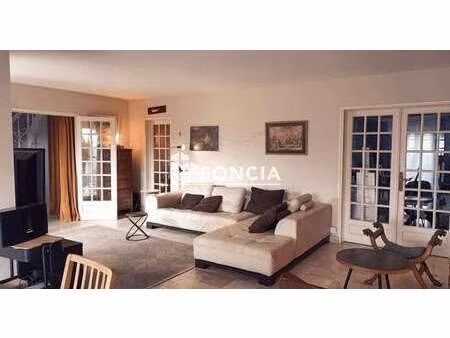 vente maison à laval (53000) : à vendre / 189m² laval