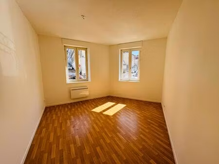 appartement de 60 m² rénové proche de la gare de nevers