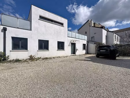 maison moderne quartier voltaire