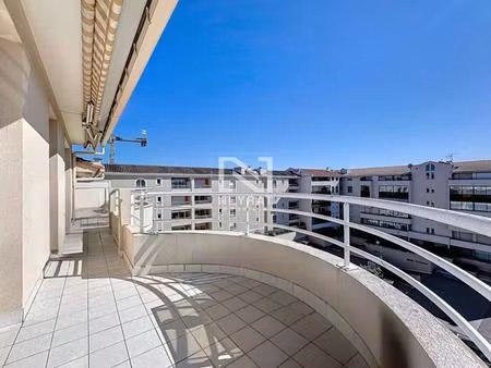 saint raphael centre ville