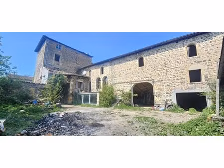 maison 9 pièces azolette - 60000 €