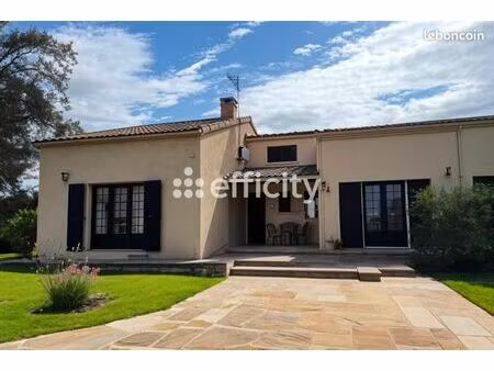 maison 12 pièces 260 m²