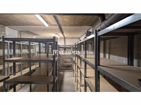 thonon- une cave de 25m² à 200eur cc
