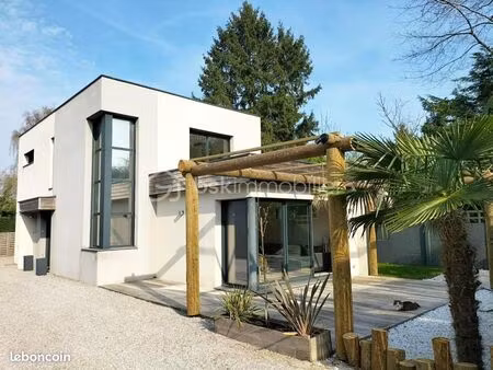 maison 5 pièces 130 m²