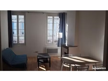 t2 meublé, saintes centre