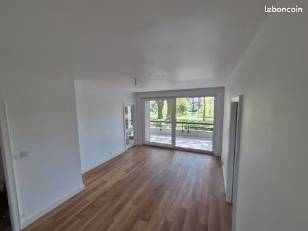 2 pièces sans vis-à-vis calme plus garage/cave