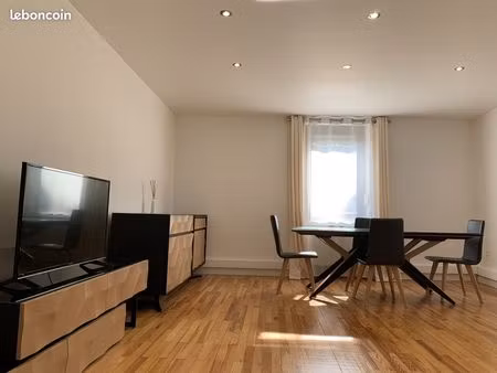 appartement 4 pièces 74 m²