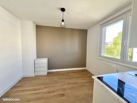 studio 1 pièce 15 m²