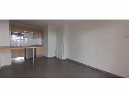 location appartement 2 pièces à nantes pont du cens - petit port (44000) : à louer 2 pièce
