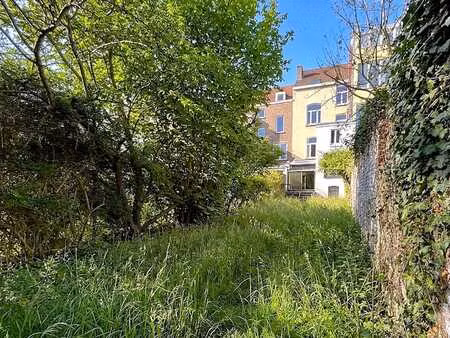 maison de caractère avec grand jardin
