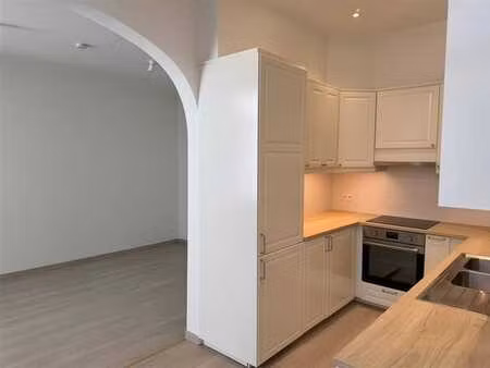 appartement au rez de chaussée avec cour.