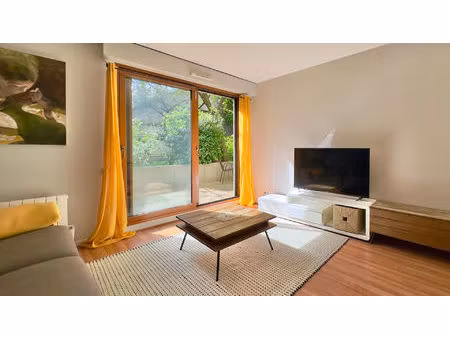 appartement paris 3 pièce(s) 83 m2 avec terrasse sur jardin