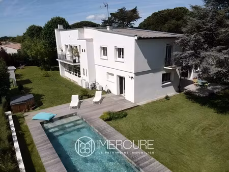 maison de luxe à vendre à brax