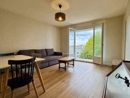 vente appartement 2 pièces à lorient centre ville (56100) : à vendre 2 pièces / 47m² lorie